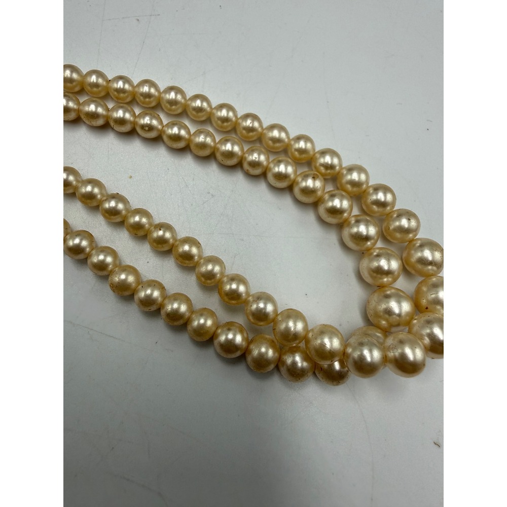 Vintage Double Strand Faux Pearl Necklace Graduated Cream Beads Filigree Clasp - Picture 4 of 4